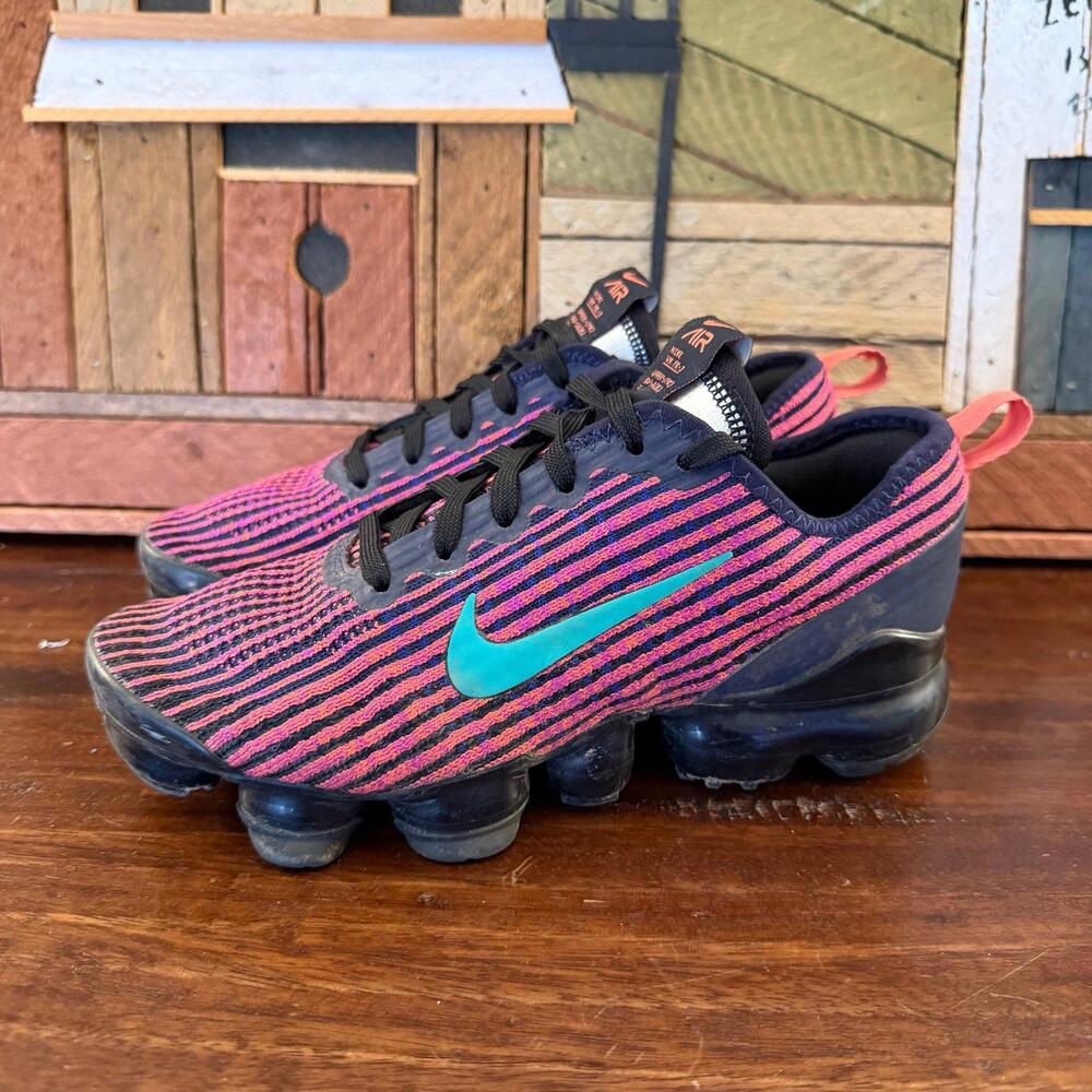 Nike Air VaporMax Flyknit 3 Vivid Purple (GS) Shoes 4Y - Picture 3 of 7